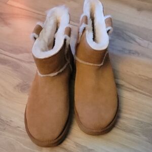Ugg Coquette Womens Size 10